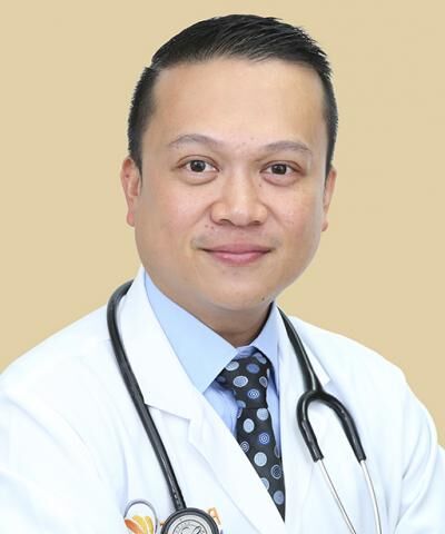 Doktor endocrinologist Jay Tamon